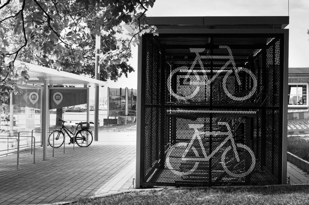 bicycle parking, bike parking, sports, public transport, bike racks, city, black and white, fahrradparkhaus, fahrrad, symbol, lochblech, metall, fahrradgarage, fahrradparkplatz, fahrräder, unterstand, kiel, verkehr, verkehrspolitik, sicherheit, schutz